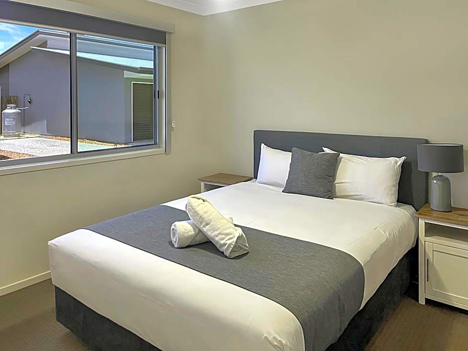 Direct Collective - Villas on Rivergum