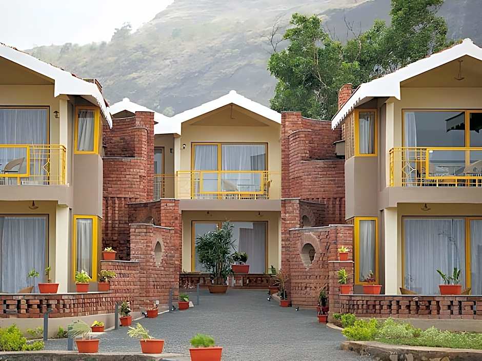 Saj By The Lake - Malshej Ghat Hotel