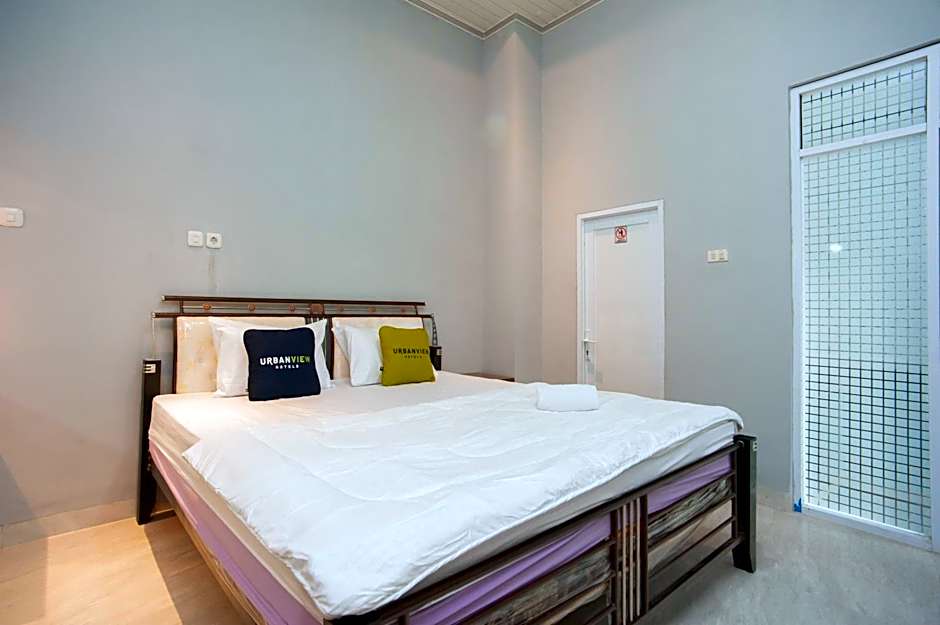 Urbanview Hotel Pangeran Palembang by RedDoorz