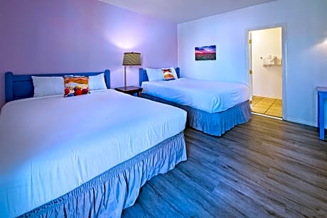 Single Room with Two Doubles