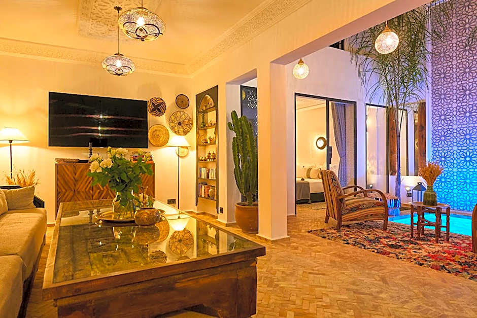 Riad Miloud en exclusivité 10 P au cœur de la Médina