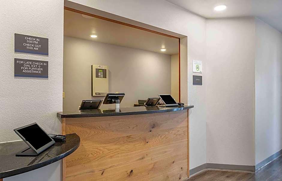 Extended Stay America Select Suites - Omaha - Southwest
