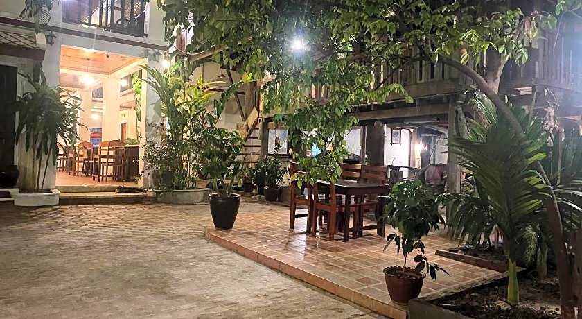 Golden Sun Boutique Hotel