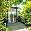 Glass On Glasshouse
