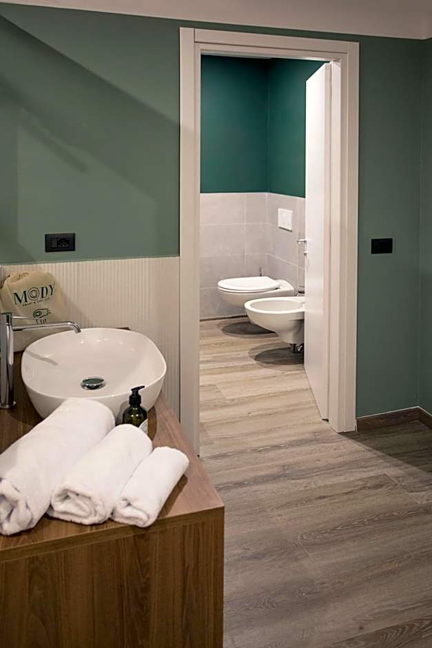 Moody smart & comfy Hotel