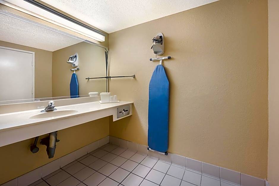 Knights Inn College Station