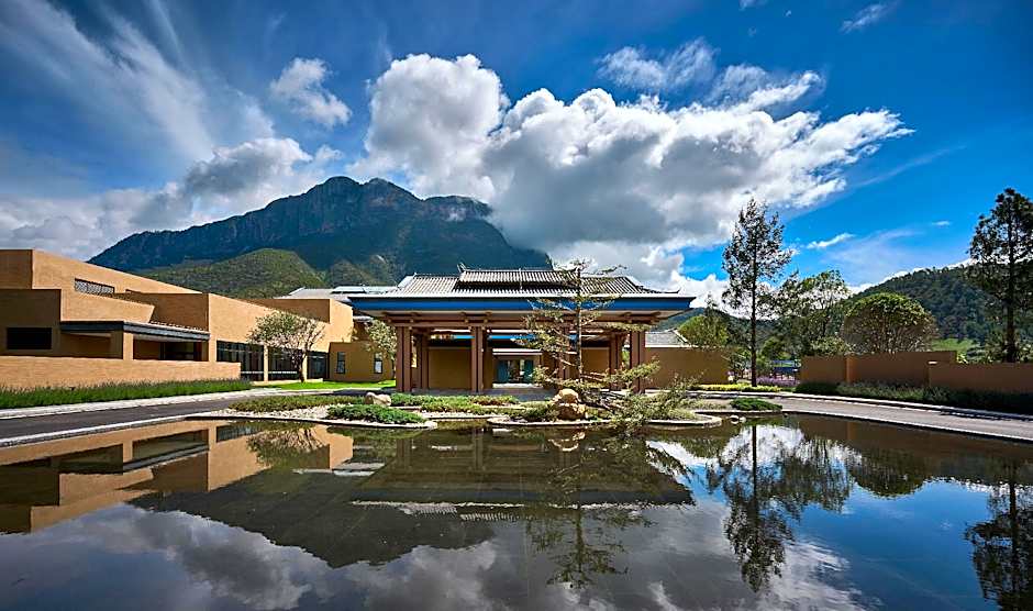 Hotel Indigo Lugu Lake By IHG