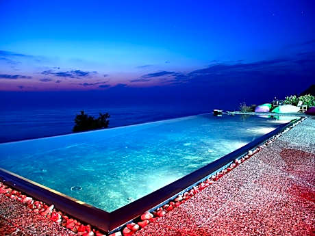 Serenity Boutique Suites