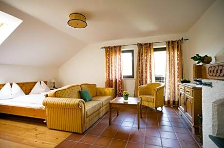 Junior Suite with Balcony