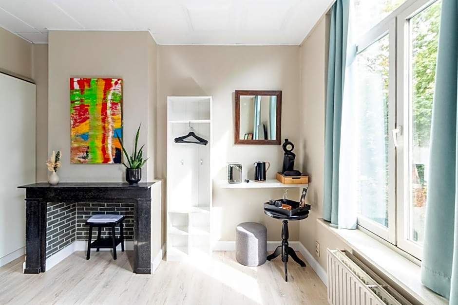 Hotel Entree - View of Canal Bruges