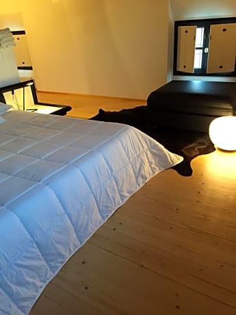 Double Room with Extra Bed - Attic 
