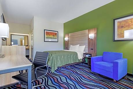 Efficiency Double Room - Accessible/Non-Smoking
