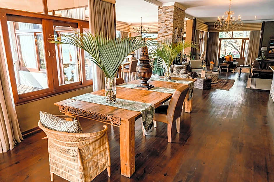 Bambuu Lakeside Lodge