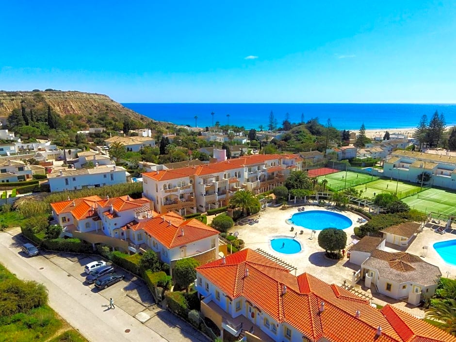 Luz Bay Hotel