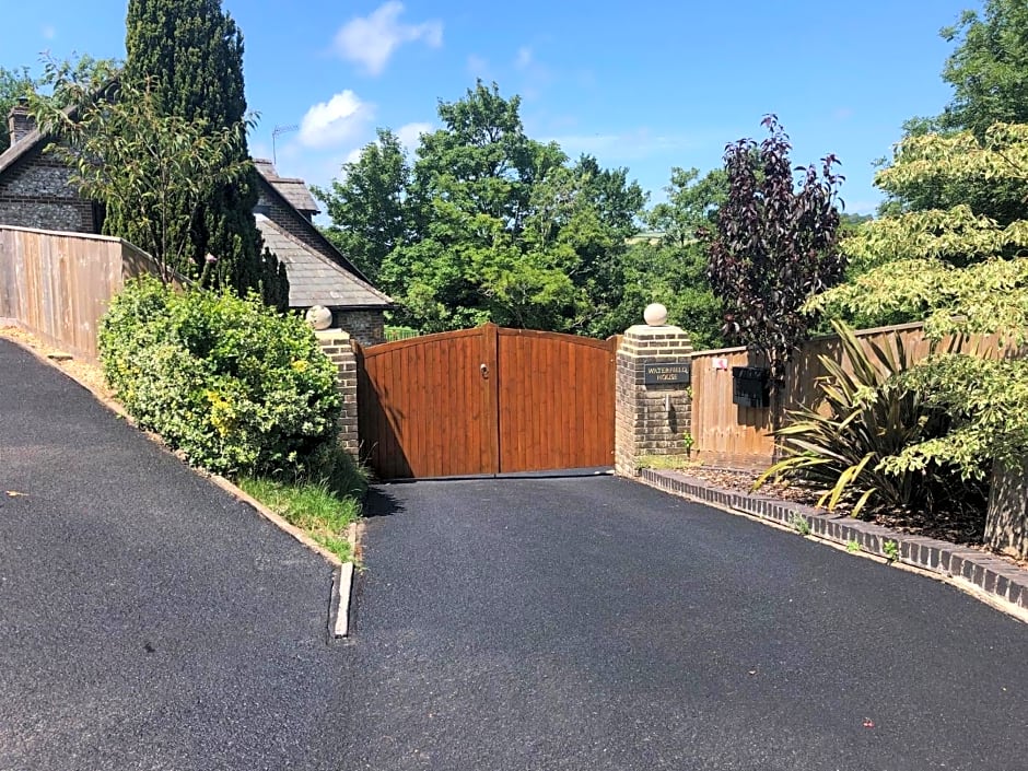 Waterfield House B&B