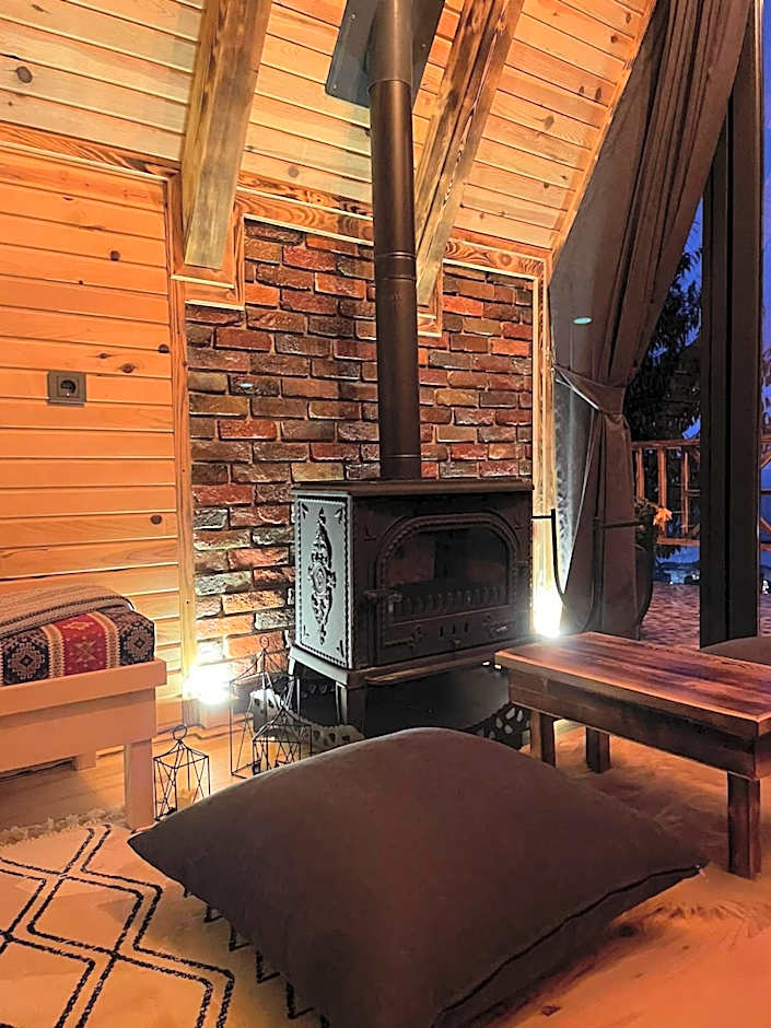 Mavera Suit Bungalow