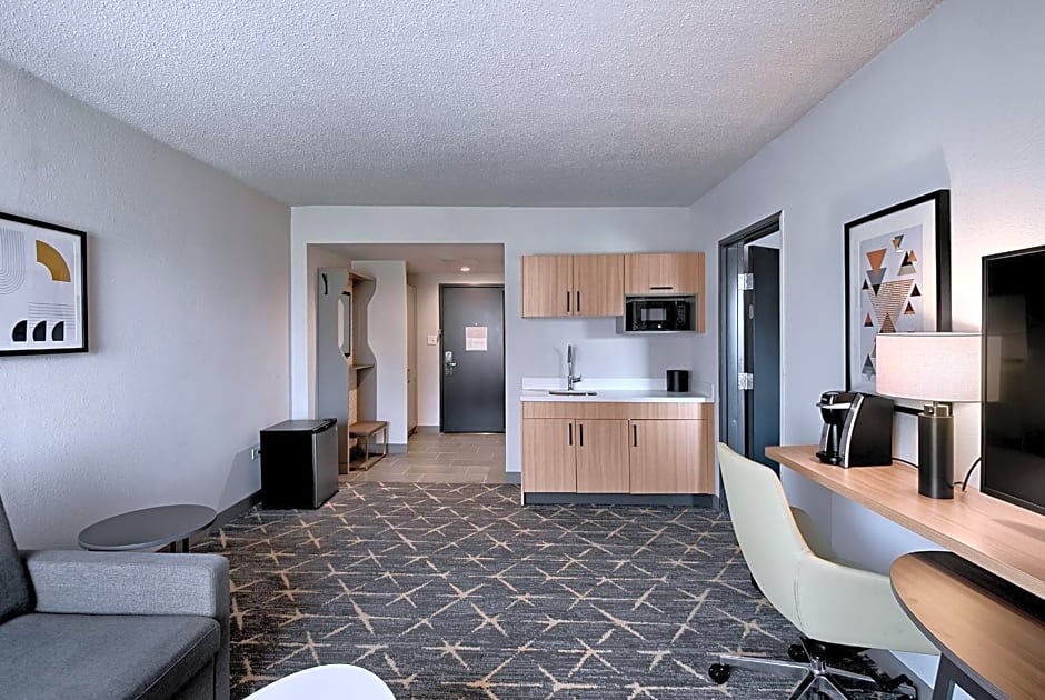 Holiday Inn Hotel & Suites Chicago - Downtown, an IHG Hotel