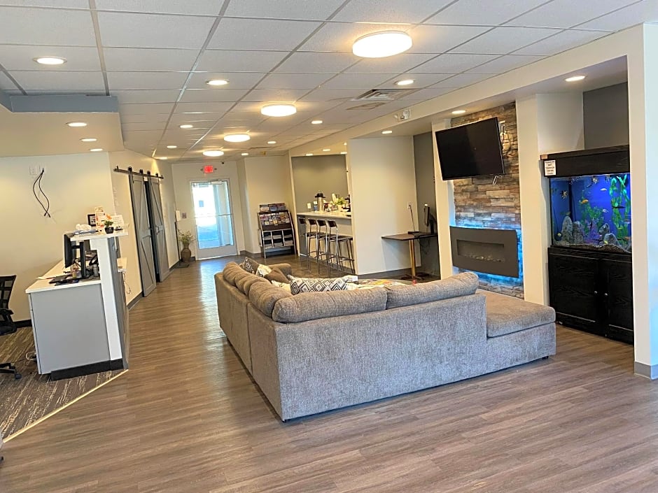 Days Inn by Wyndham Manitowoc