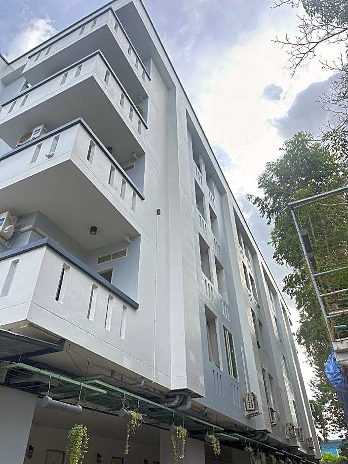 At Ease Residence Suvarnabhumi