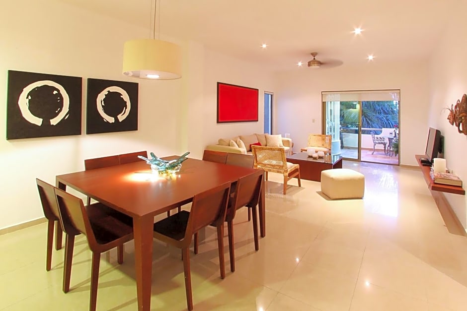 Riviera Maya Suites
