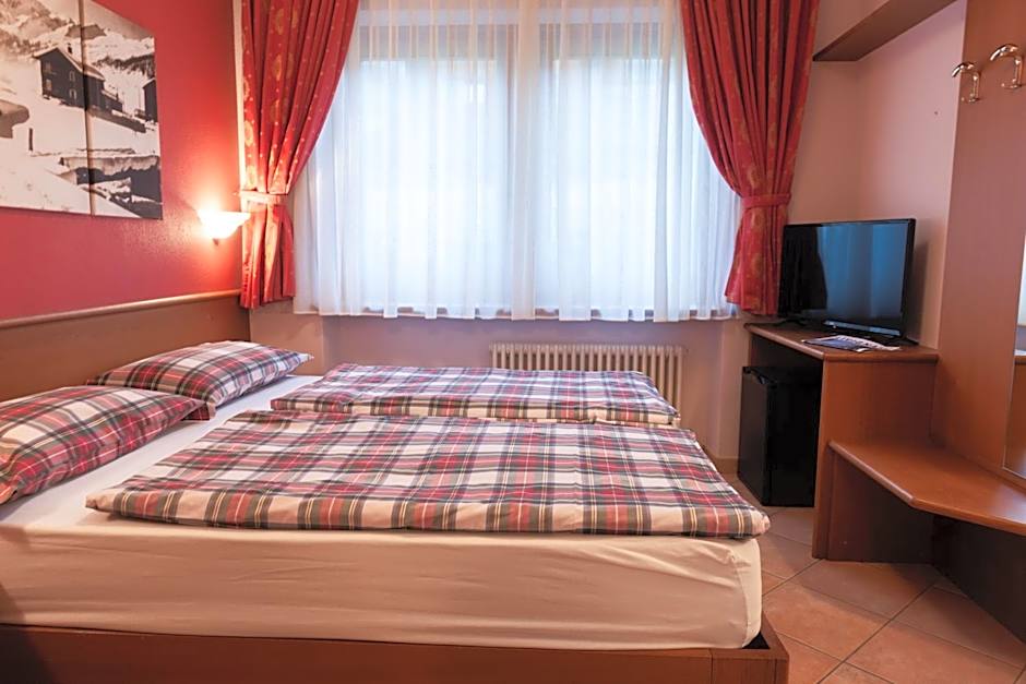 Hotel Garni Rin Da Rin