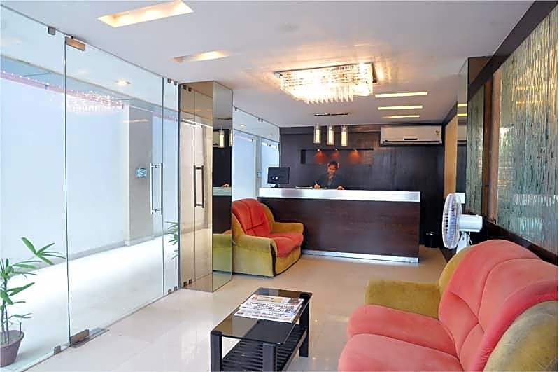 Hotel Lee International