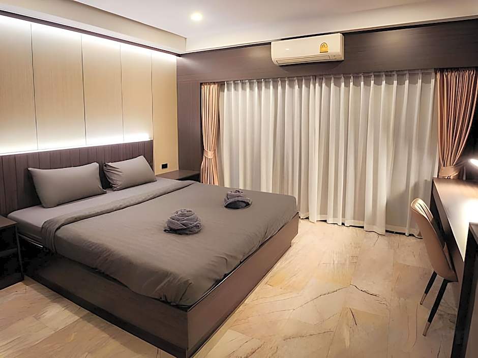 Max Residence