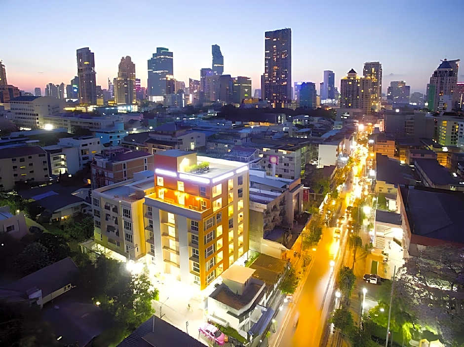 Parvena Hotel Sathorn