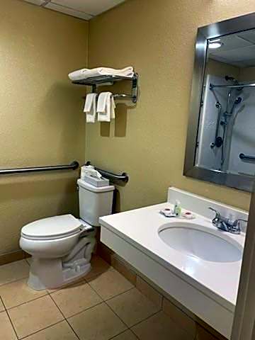 Quality Inn & Suites Morgantown - University Area