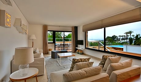 3 BEDROOM APARTMENT WITH PRIVATE POOL