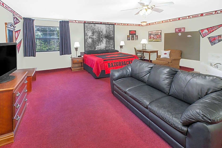 Super 8 by Wyndham Lowell/Bentonville/Rogers Area