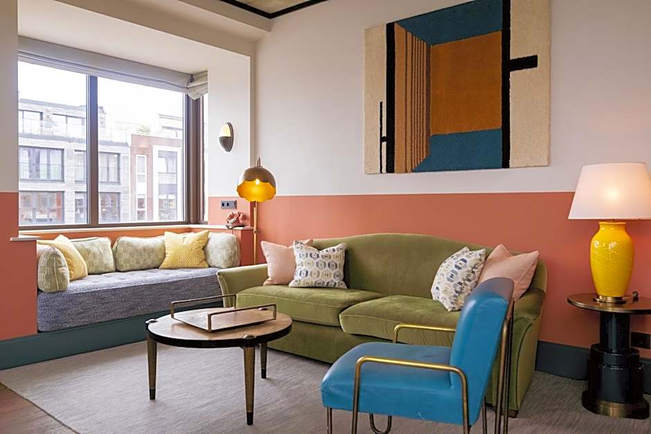 The July - Boat & Co