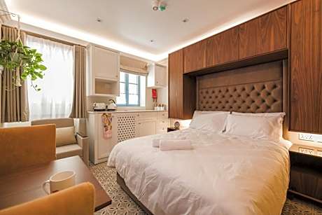 IŻ-ŻEBBUĠA BOUTIQUE SUITES