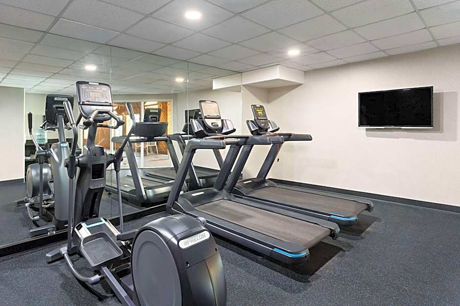 La Quinta Inn & Suites by Wyndham Bakersfield North
