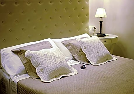 Family Room (4 Adults)