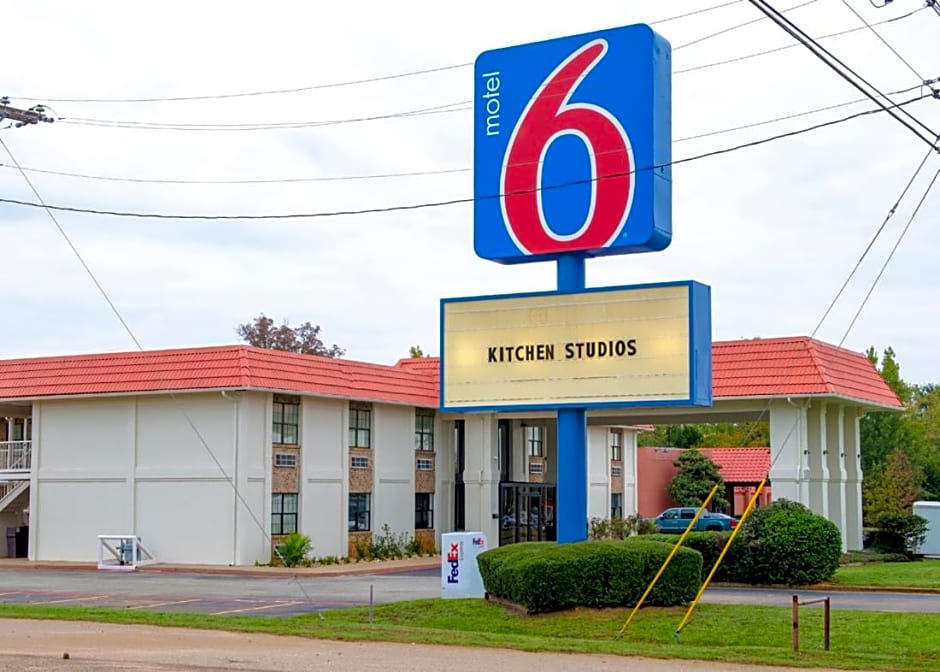 Motel 6-Palestine, TX