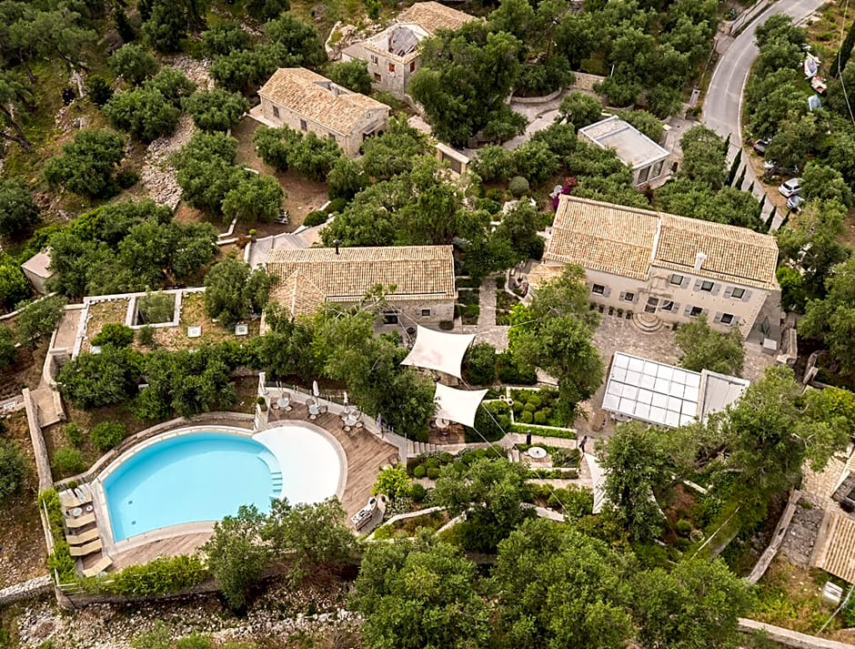 Torri e Merli, Paxoi