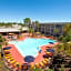 La Quinta Inn & Suites by Wyndham Ft. Myers Sanibel Gateway