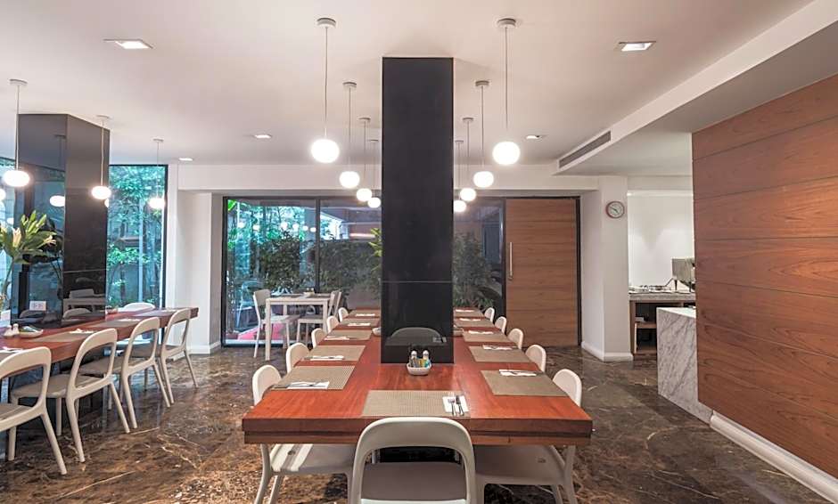 S33 Compact Sukhumvit Hotel