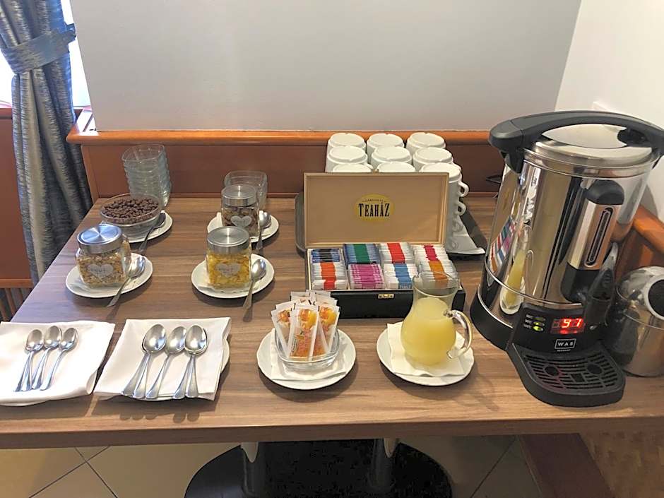 Gizella Hotel and Restaurant