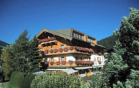 Stauder
