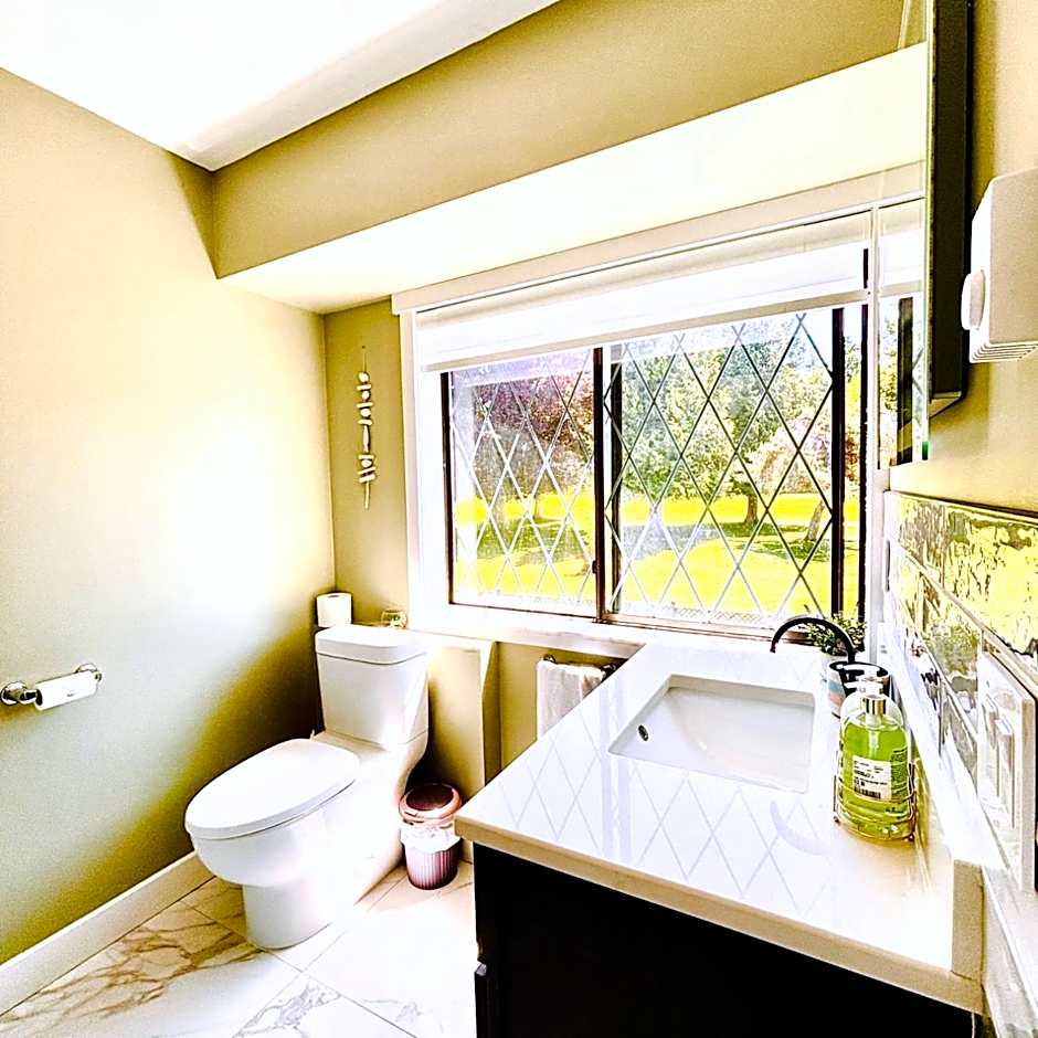 Oceanside Manor - Golf Course View