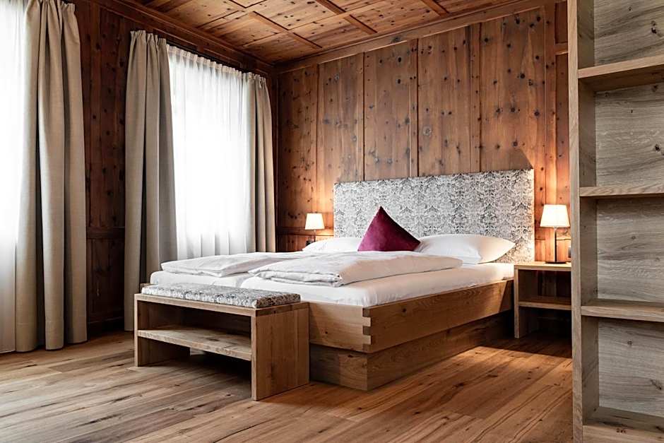 Photo 1 of 42 of Garni Hotel Tauber