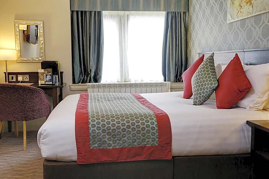 Best Western Plus Pinewood Hotel, Manchester Airport South Handforth
