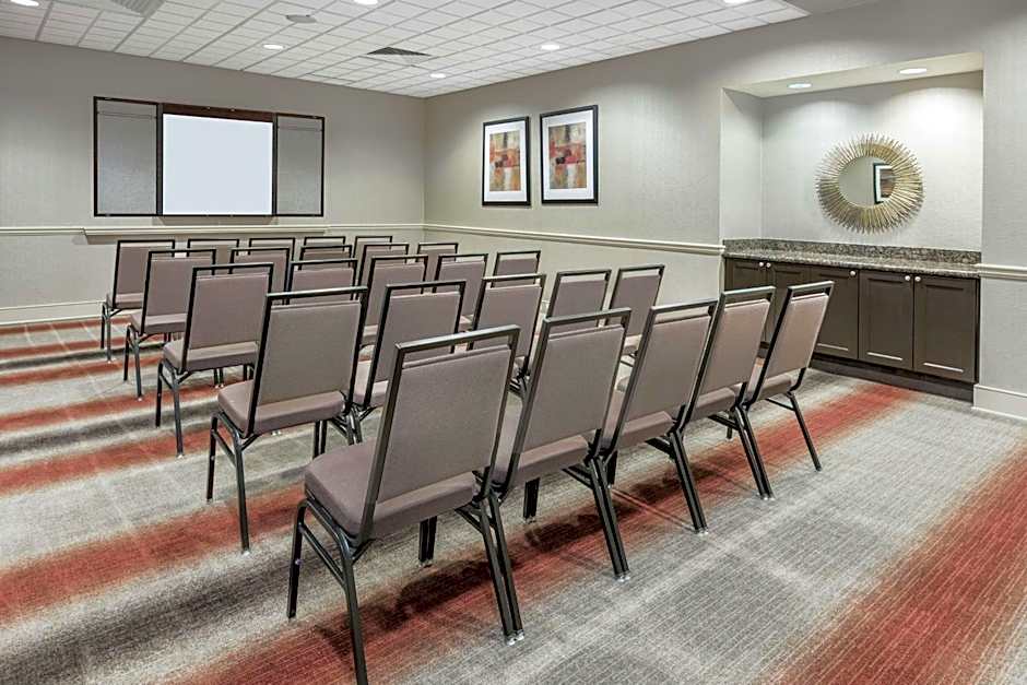 Homewood Suites By Hilton Laredo At Mall Del Norte