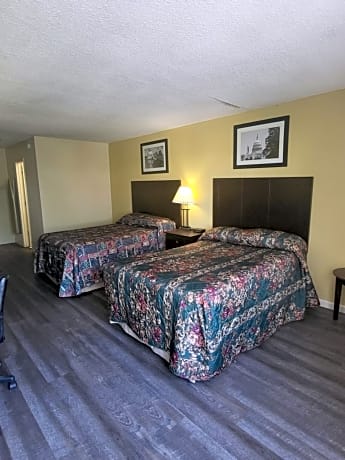 Queen Room with Two Queen Beds