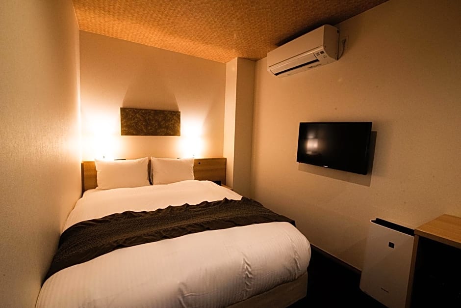 Xcellent Hotel