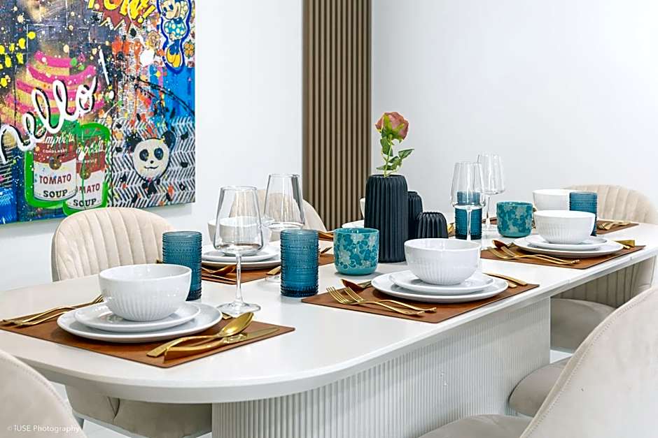 Lux 3BR City-View Retreat in Hollywood, 3rd Floor