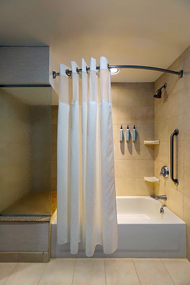 Courtyard by Marriott Madison West/Middleton