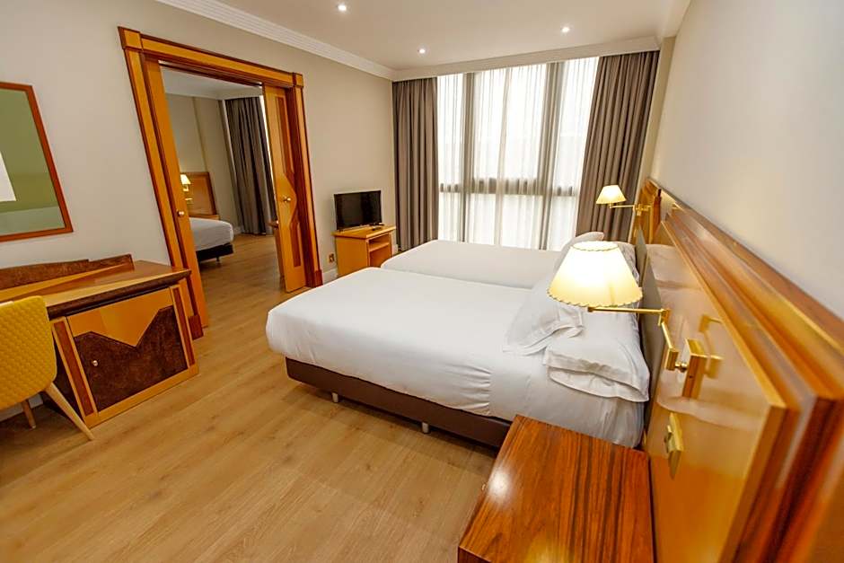 Oca Puerta del Camino Hotel